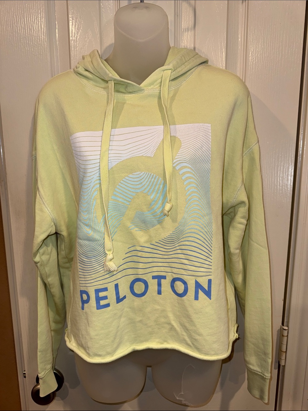 Peloton Cropped Yellow Hoodie Sweatshirt 
Sz Medium